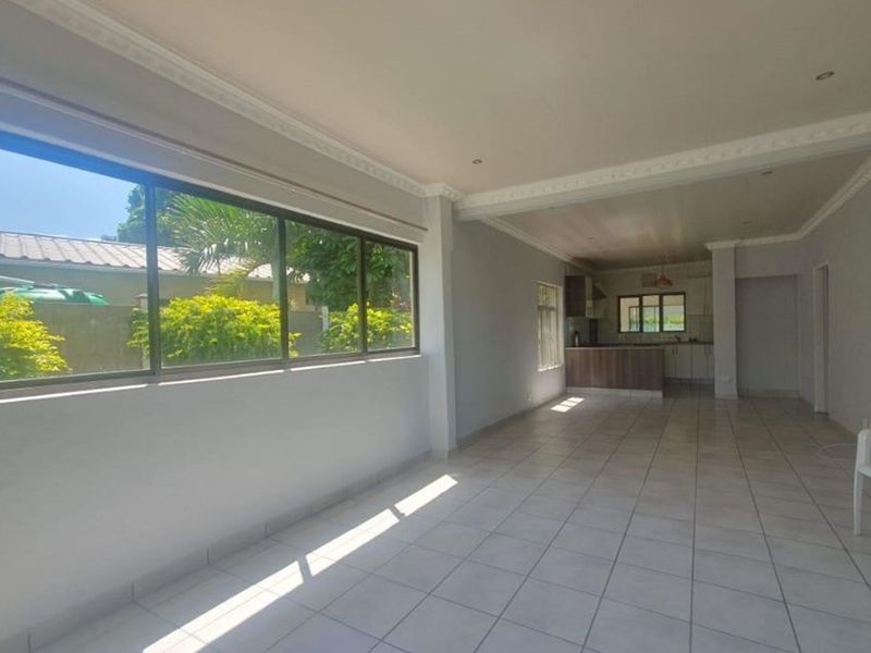 “Luxury in Harmony with Nature” - Photo 8