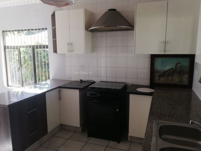 “Luxury in Harmony with Nature” - Photo 3