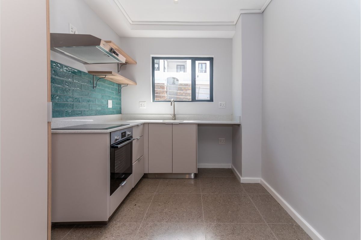 Modern 1-Bed Dream Home in Muizenberg Awaits - Photo 5