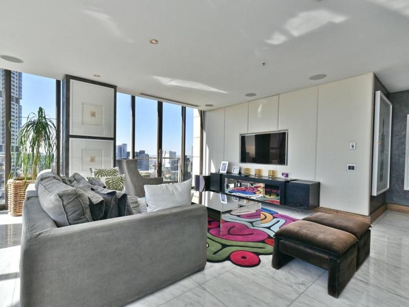 2 bedroom apartment for sale Michelangelo towers - Photo 5