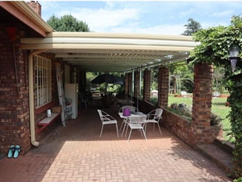 Small Holding for sale in Die Hoewes. - Photo 9