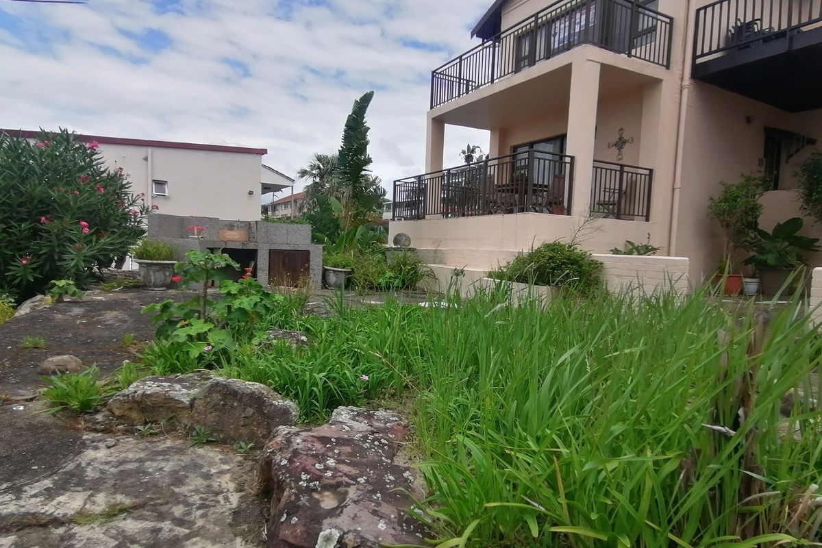 Dream Townhouse in Serene Uvongo Awaits You - Photo 2