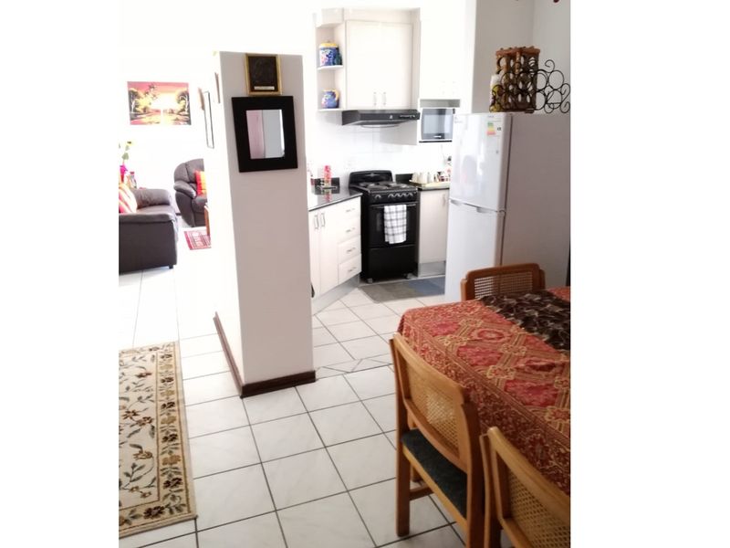 Luxury Living by the Lagoon - Your Seaside Sanctuary Awaits! - Photo 6