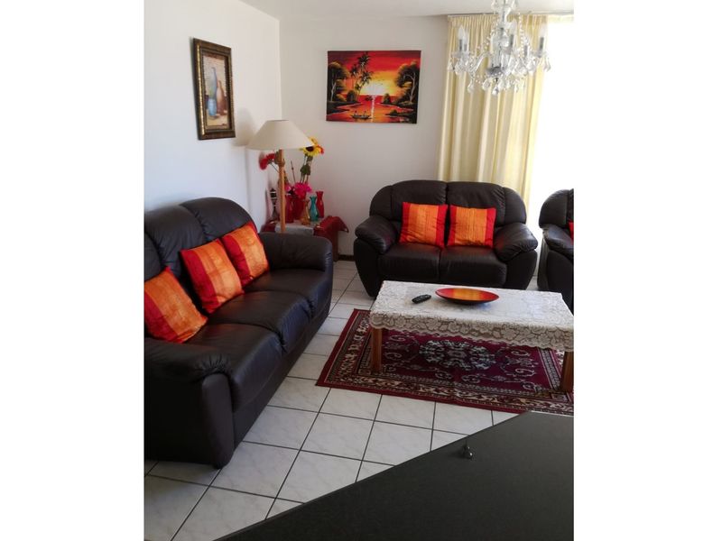 Luxury Living by the Lagoon - Your Seaside Sanctuary Awaits! - Photo 9