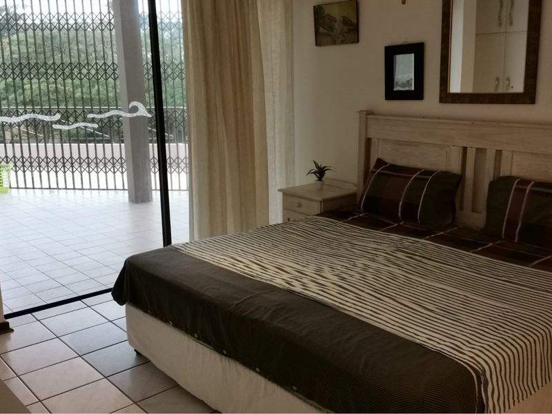 Luxury Living by the Lagoon - Your Seaside Sanctuary Awaits! - Photo 10