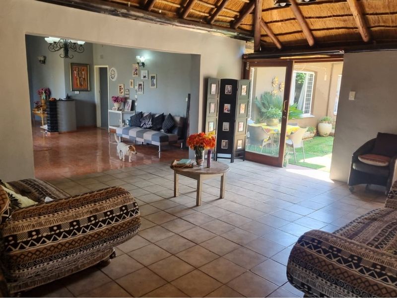 Ready to make your move - Photo 7