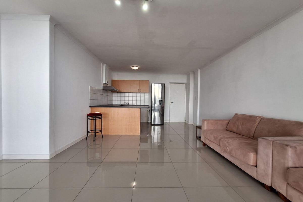 Step into light-filled, low-maintenance living with this modern and well-kept 1-bedroom apartment - Photo 4