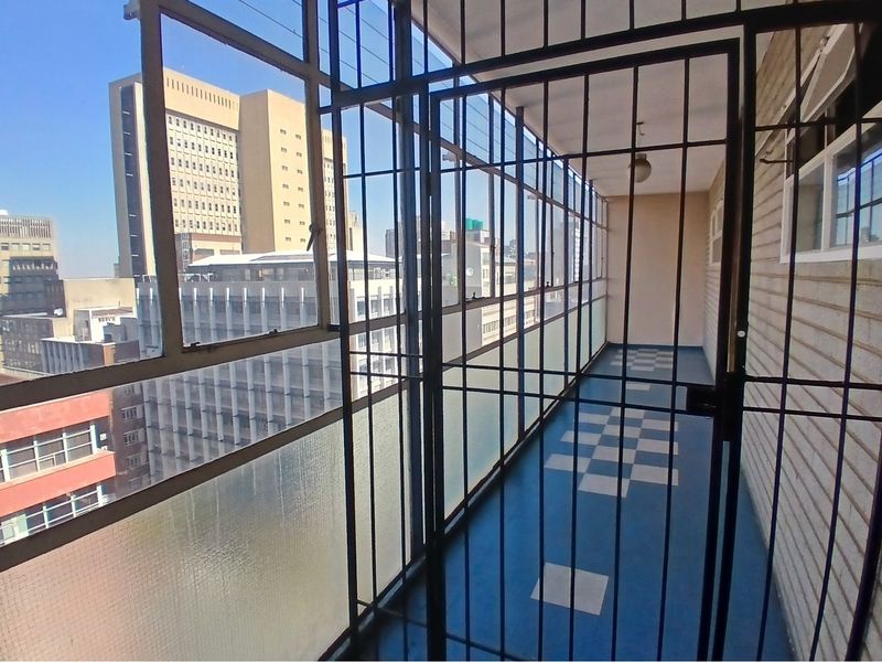 2-bedroom, 1-bathroom apartment is available for sale in the heart of the CBD - Photo 10