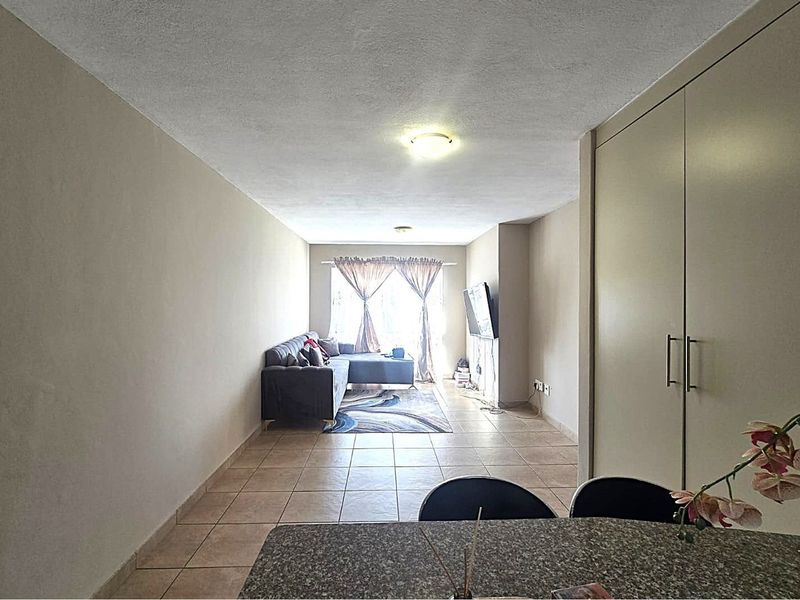 Stylish 2-Bedroom Apartment in Lisas Place! - Photo 7