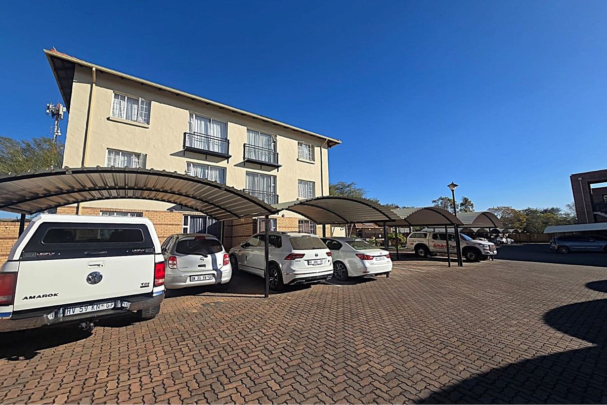 Stylish 2-Bedroom Apartment in Lisas Place! - Photo 4