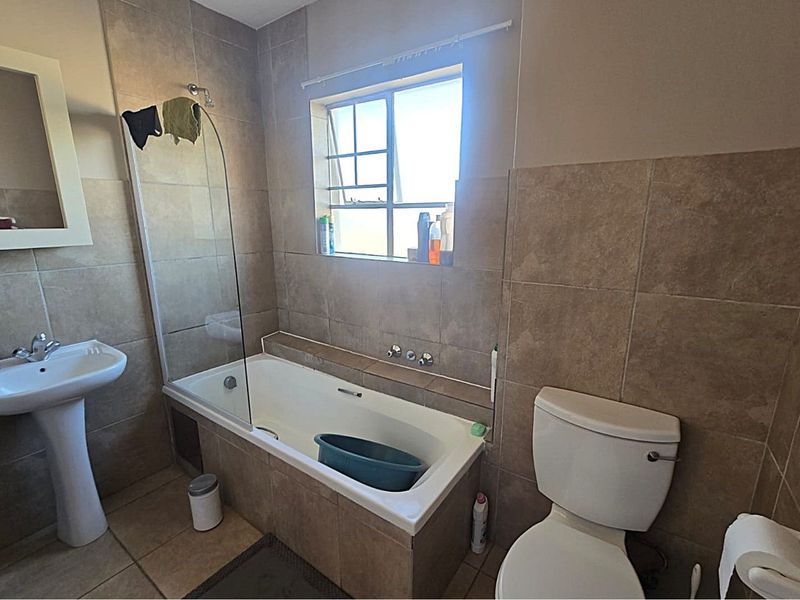 Stylish 2-Bedroom Apartment in Lisas Place! - Photo 10