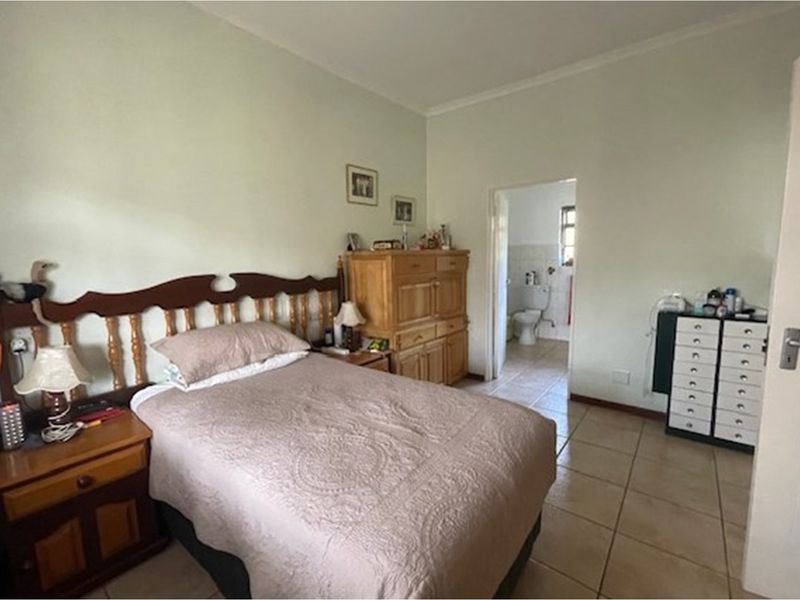 "Charming 1-Bedroom Apartment in White River" - Photo 3