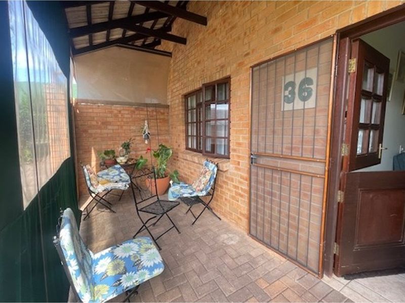 "Charming 1-Bedroom Apartment in White River" - Photo 10