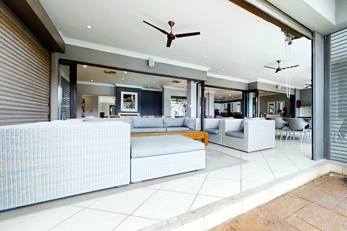 "Exclusive Waterfront Living: Pecanwood's Hidden Gem!" - Photo 3