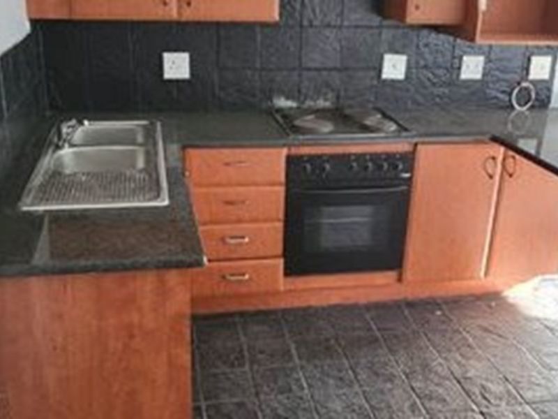 2 Bedroom ,1 Bathroom apartment available for sale in Noordwyk - Photo 4