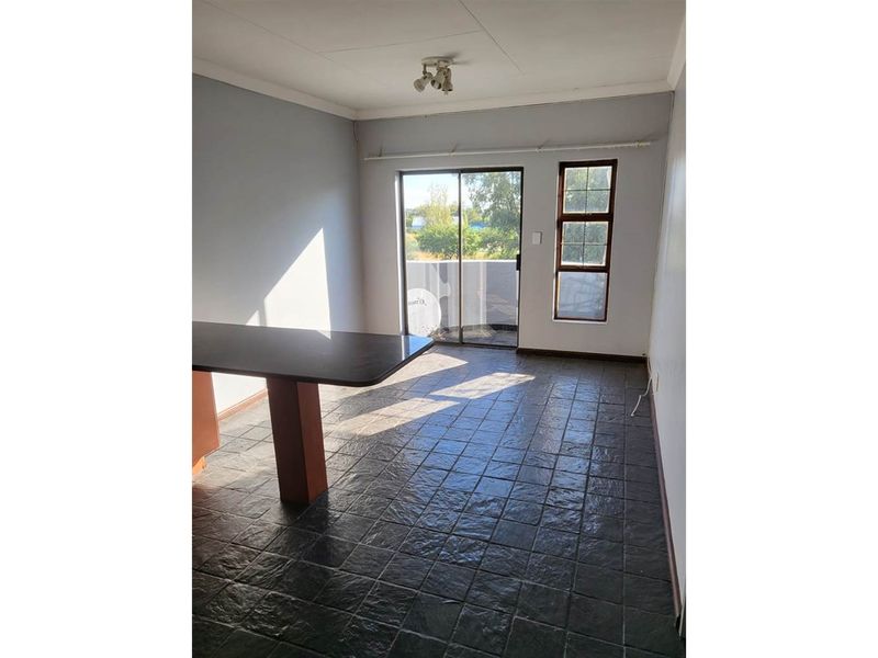 2 Bedroom ,1 Bathroom apartment available for sale in Noordwyk - Photo 5