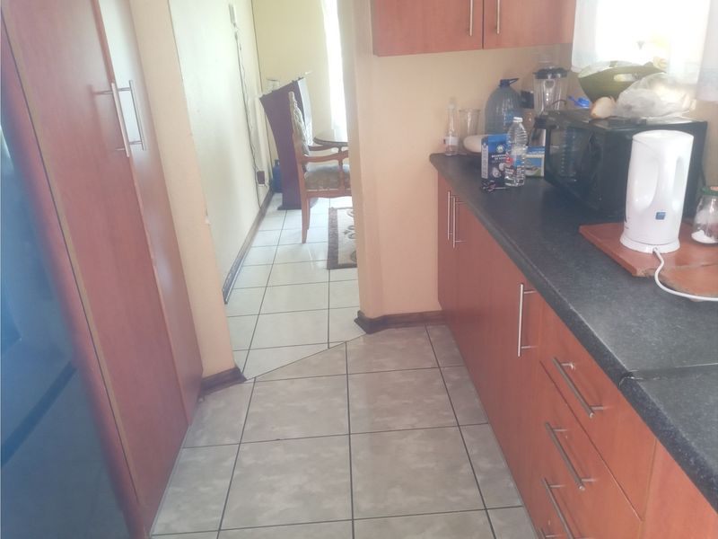 PROPERTY FOR SALE SESHEGO D - Photo 5