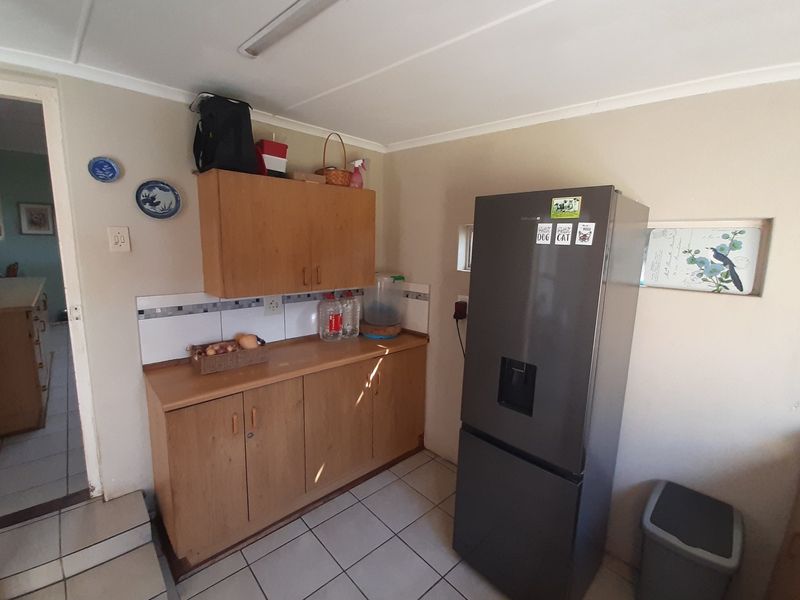 Spacious Home on East Bank Port Alfred - Photo 9