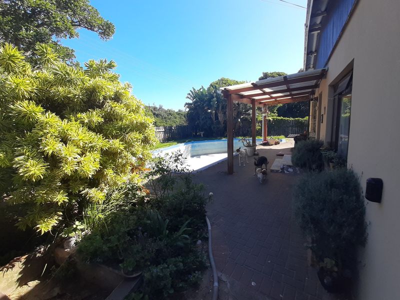 Spacious Home on East Bank Port Alfred - Photo 4