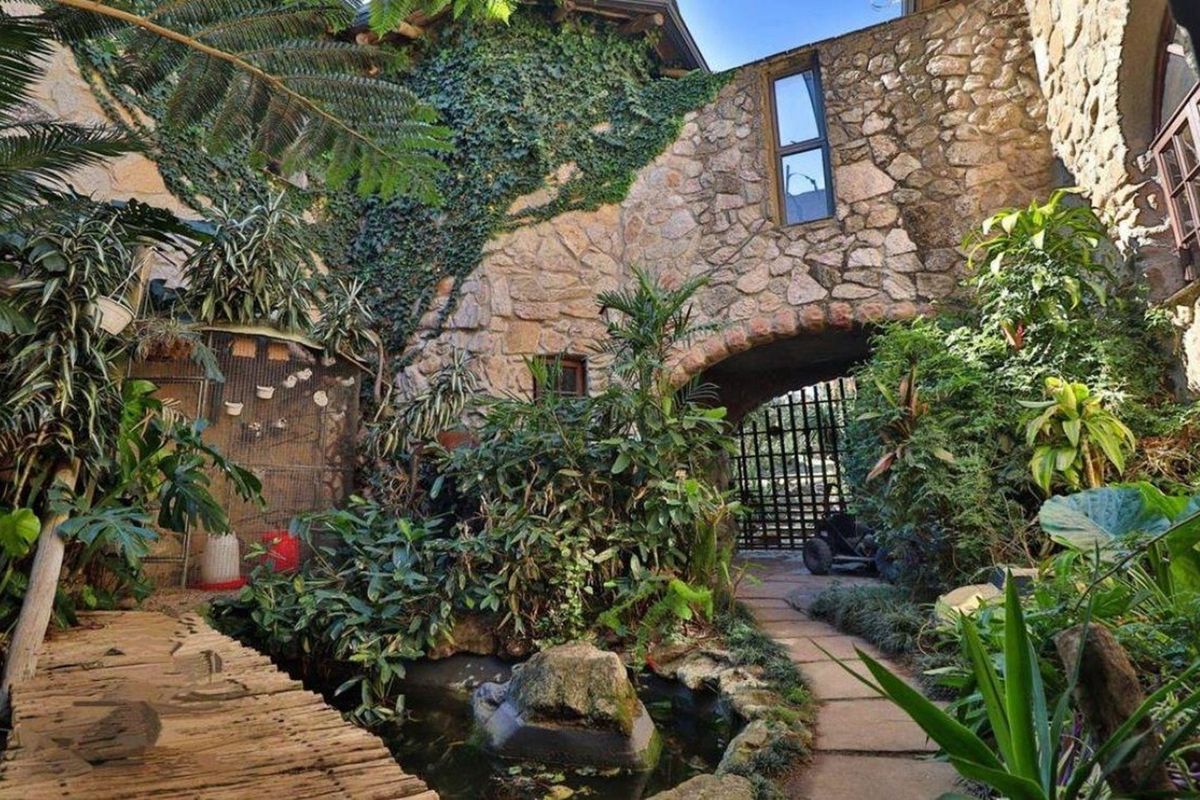 "Off-the-Grid 8.7ha Farm with 2 houses " - Photo 2