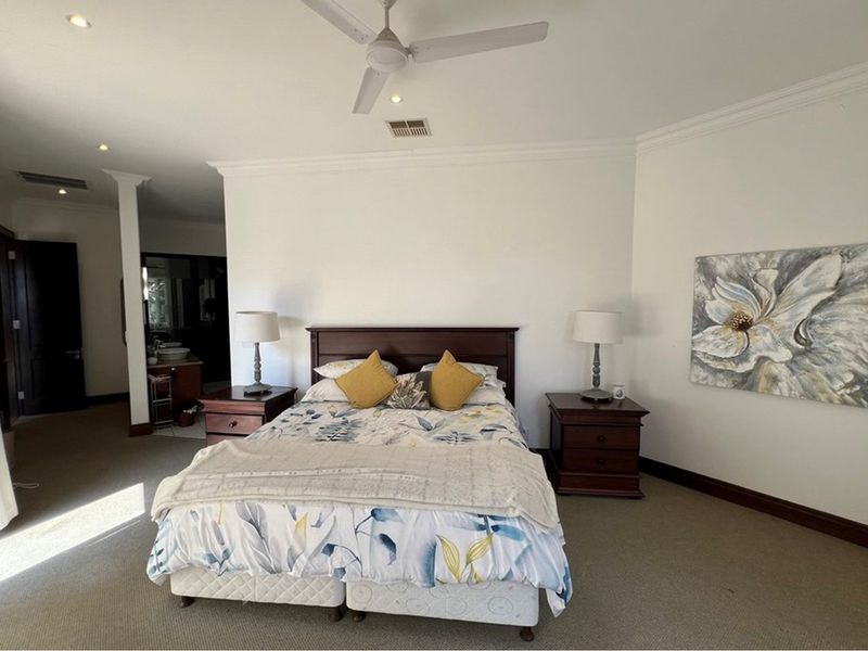 4 Bedroom Home in Zimbali - Photo 10