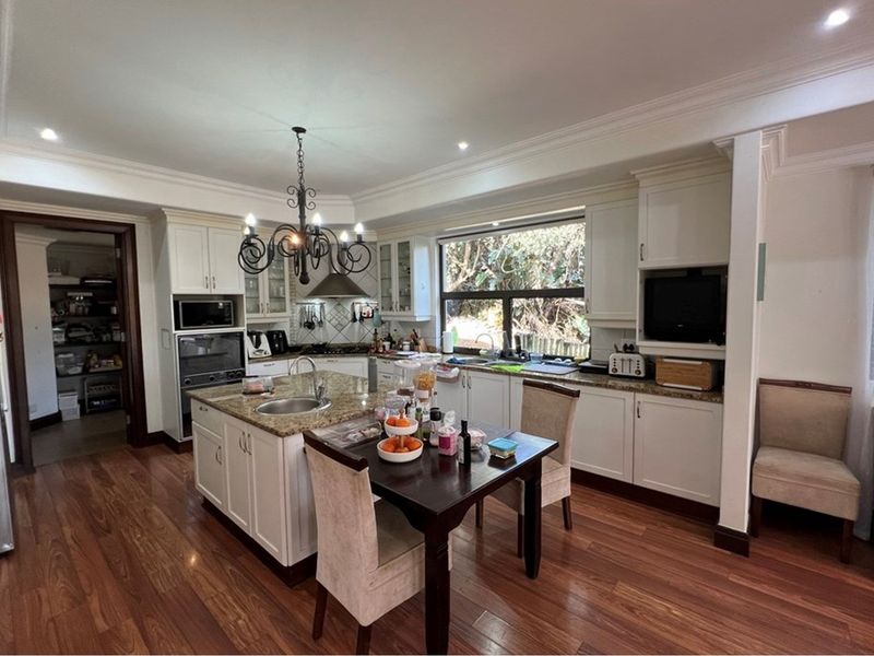 4 Bedroom Home in Zimbali - Photo 4