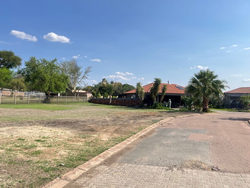 Embrace a chance to create a legacy in a community that offers both comfort and adventure! - Photo 7