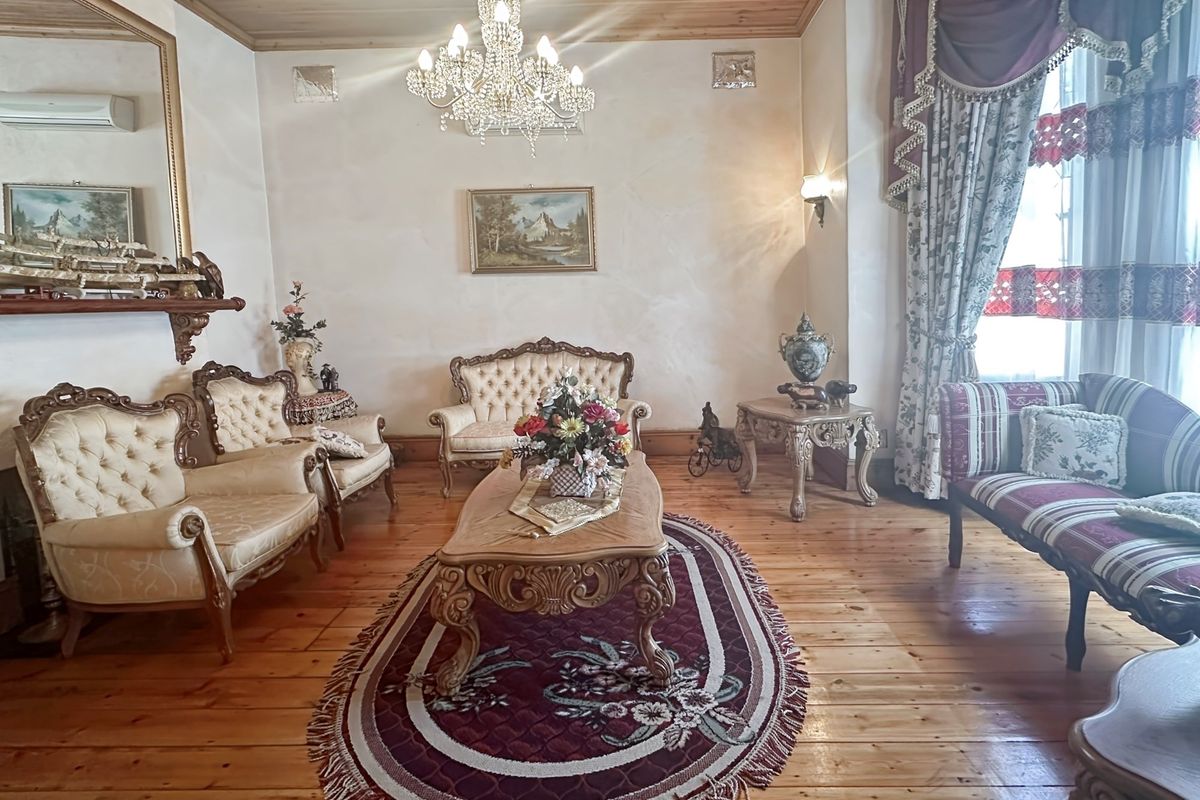 Prime Investment Opportunity on Prince Alfred Street - Spacious 3-Bedroom Property - Photo 3