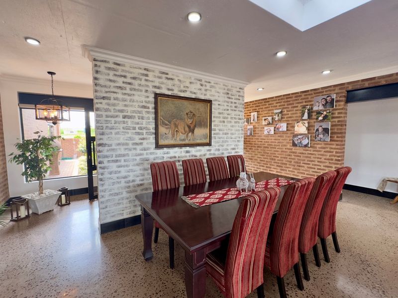 Discover Unrivaled Elegance and Freedom in Glen Cullen Country Estate - Photo 4