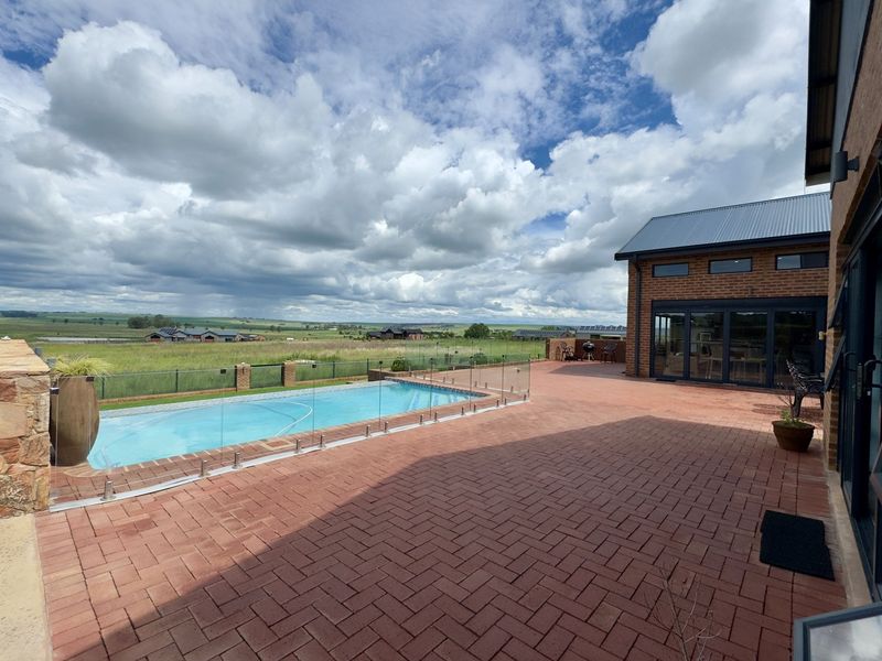 Discover Unrivaled Elegance and Freedom in Glen Cullen Country Estate - Photo 9