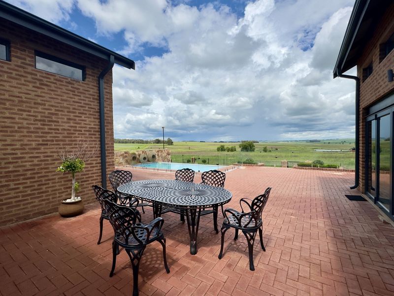 Discover Unrivaled Elegance and Freedom in Glen Cullen Country Estate - Photo 7