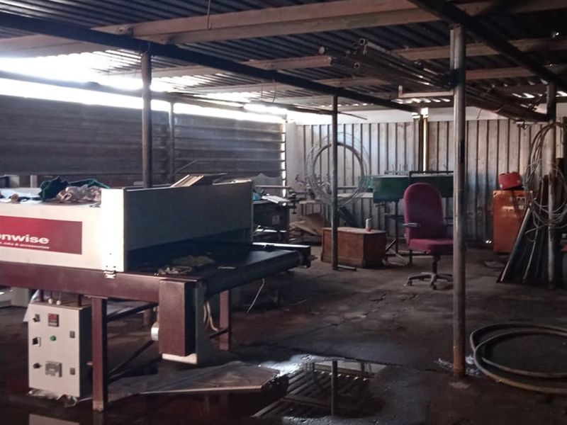 PARKING AREA LOCATED IN KLERKSDORP CBD WITH SECURITY FEATURES - Photo 10