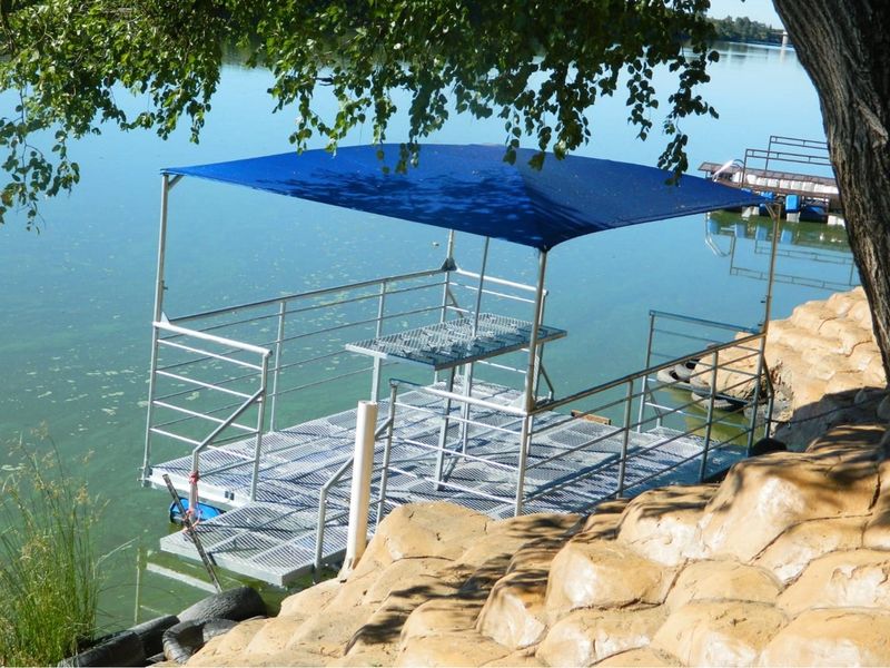 Riverside Retreat in Bosveld Park - Photo 7