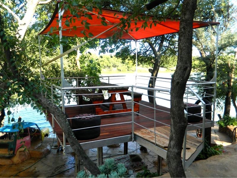 Riverside Retreat in Bosveld Park - Photo 3