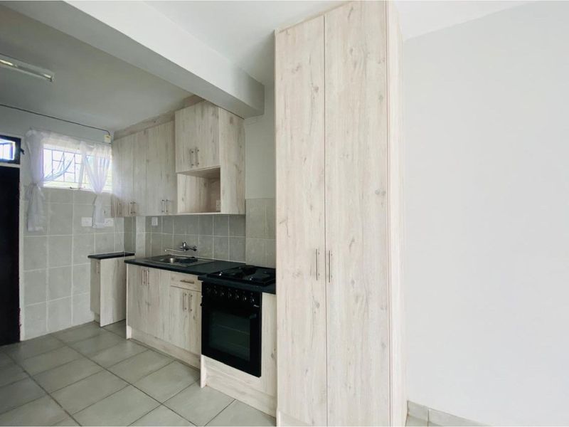 Bachelor flat for Sale in Sasolburg Central - Photo 6
