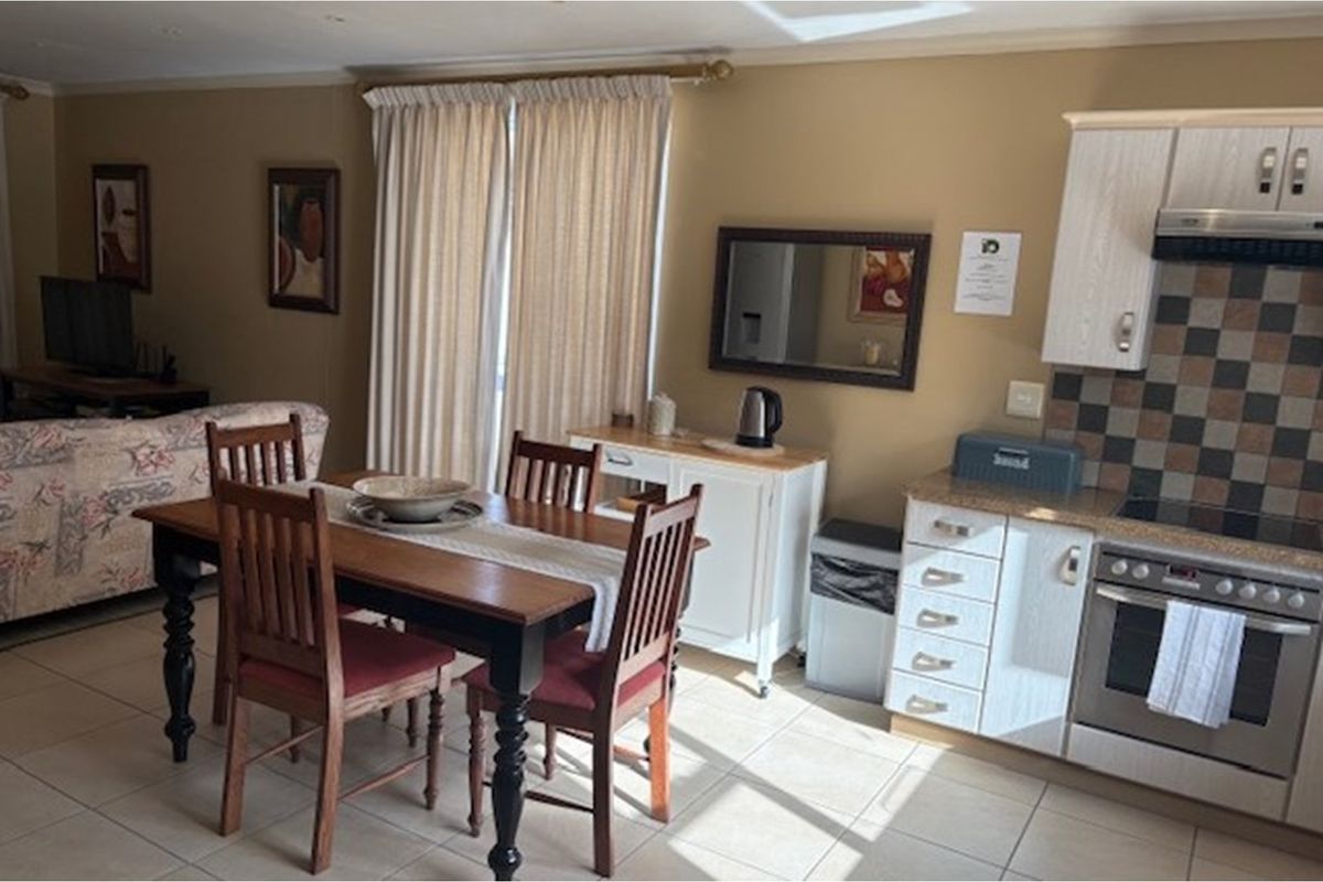 Excellent Investment Opportunity in Pinnacle Point Golf Estate! - Photo 5