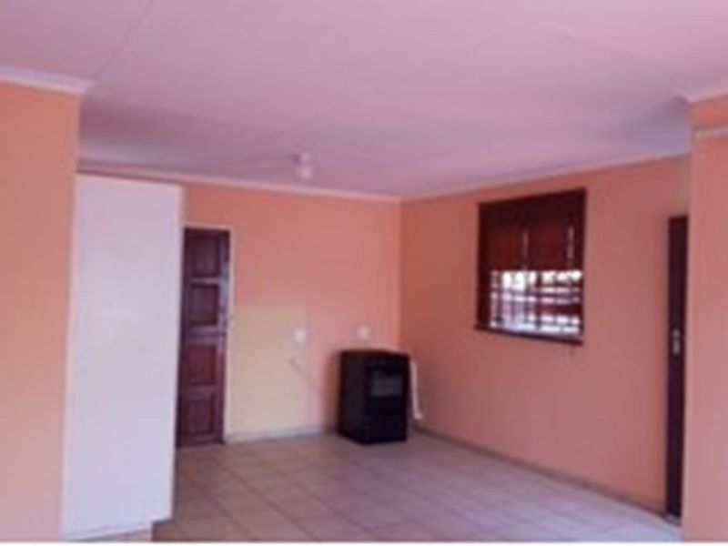 Investor's Sanctuary 3 Bedroom House - Photo 10