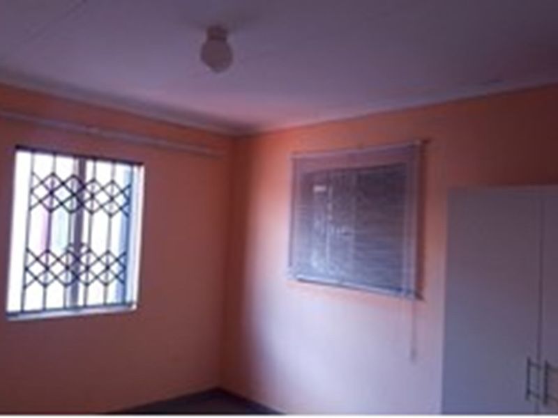 Investor's Sanctuary 3 Bedroom House - Photo 4