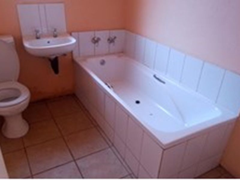 Investor's Sanctuary 3 Bedroom House - Photo 7