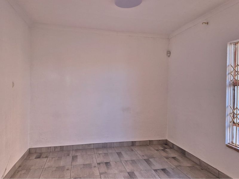 3 Bedroom House for Sale in IvyPark - Photo 5