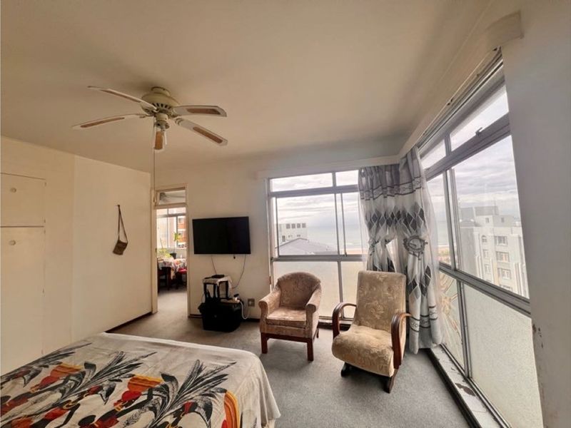 Seaside Bliss: 2.5-Bed North Beach Spacious Apartment - Photo 10