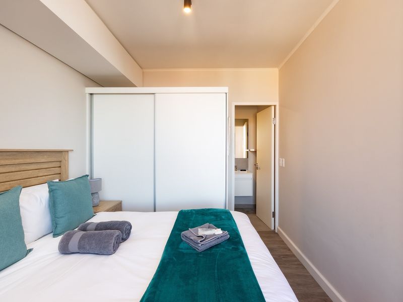 Seaside Perfection - 2-Bedroom Apartment with Ocean Views! - Photo 6