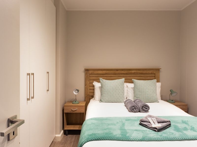 Seaside Perfection - 2-Bedroom Apartment with Ocean Views! - Photo 9