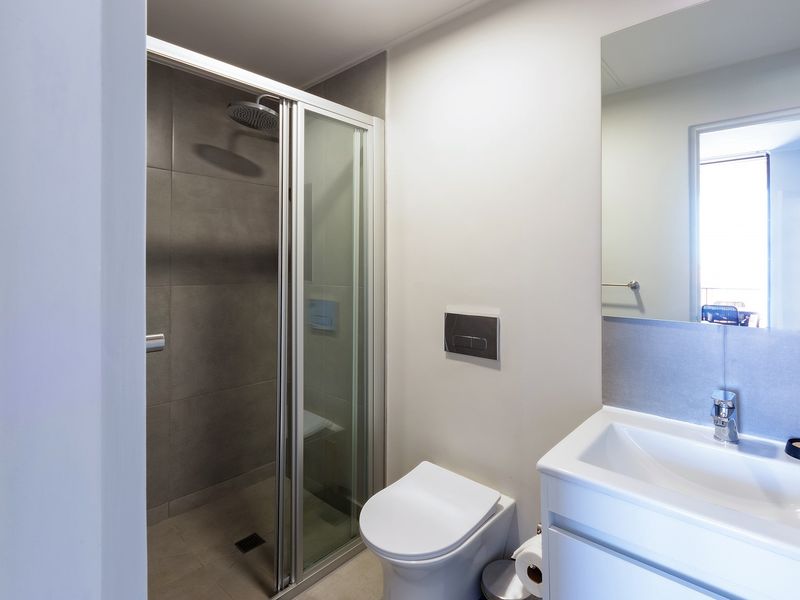 Seaside Perfection - 2-Bedroom Apartment with Ocean Views! - Photo 8