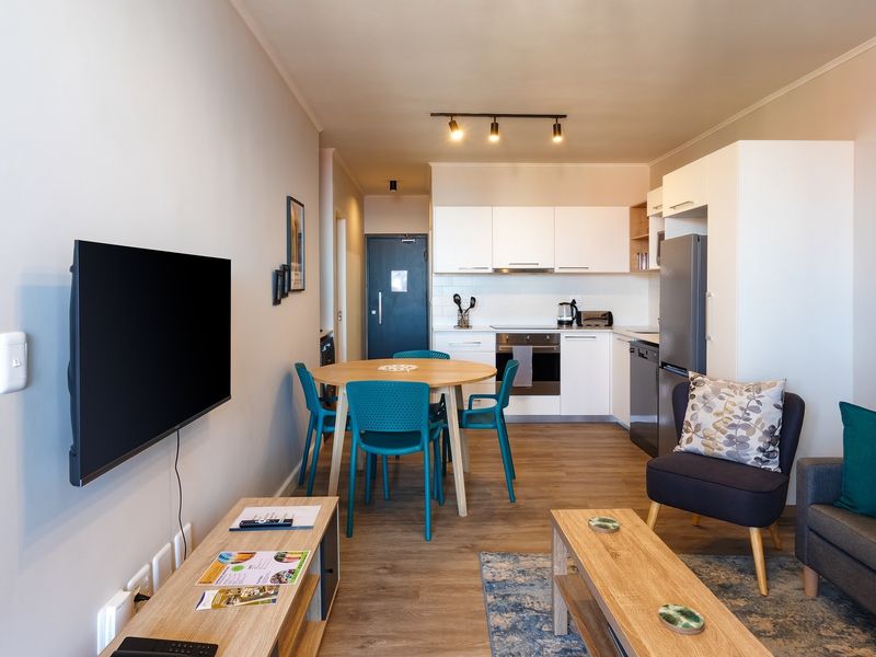 Seaside Perfection - 2-Bedroom Apartment with Ocean Views! - Photo 3