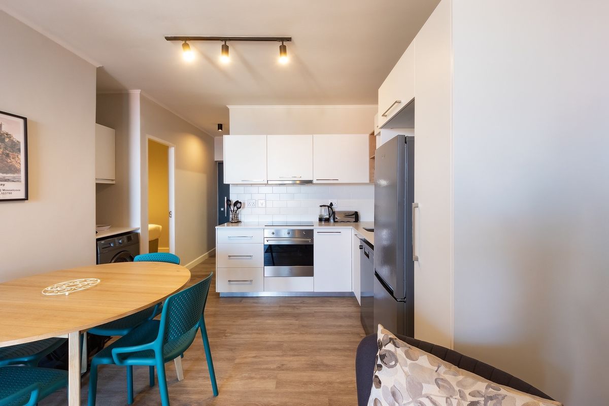 Seaside Perfection - 2-Bedroom Apartment with Ocean Views! - Photo 2