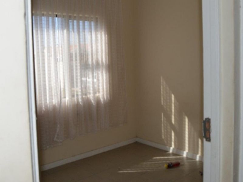 2-bedroom coastal starter home! - Photo 8