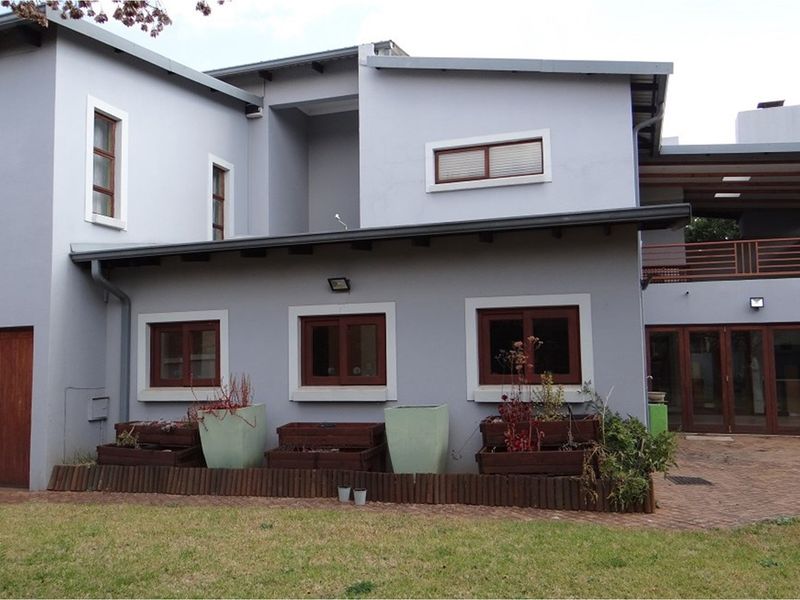 4 bedroom house in Midstream Estate - Photo 7