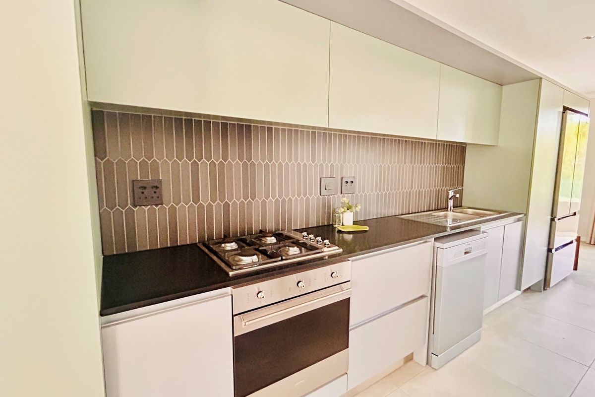 Brand New, Upmarket Development with Tranquil Green Views - Photo 5