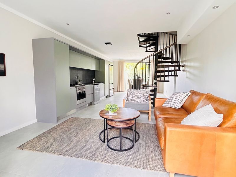 Brand New, Upmarket Development with Tranquil Green Views - Photo 4